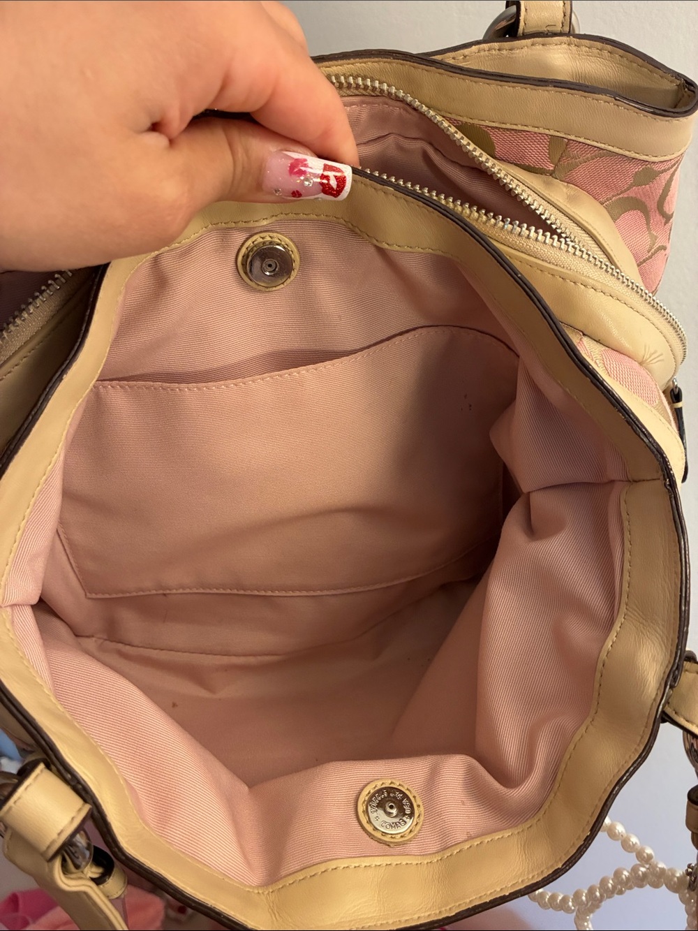 Coach Pink Signature Canvas Shoulder Bag with Beige Trim and Charm - Picture 7 of 12